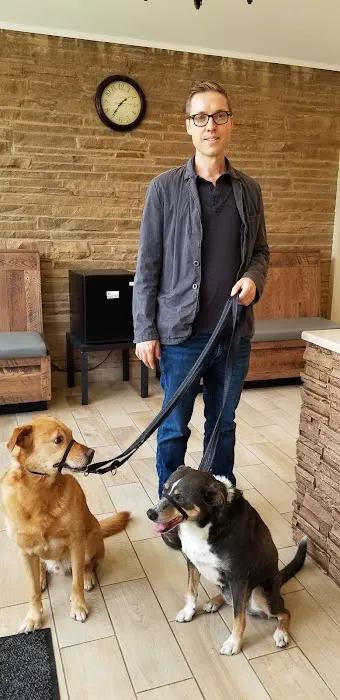 Stratford Hills Veterinary Center 8
