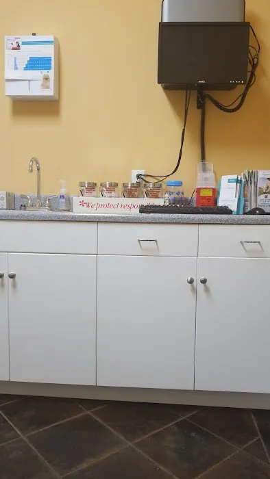 Greenview Veterinary Hospital 12