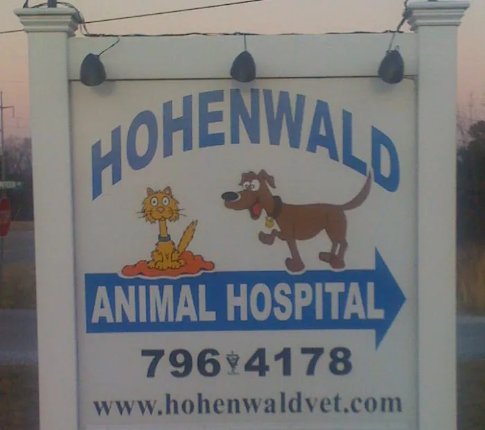 Hohenwald Animal Hospital: Steven Scott DVM 12