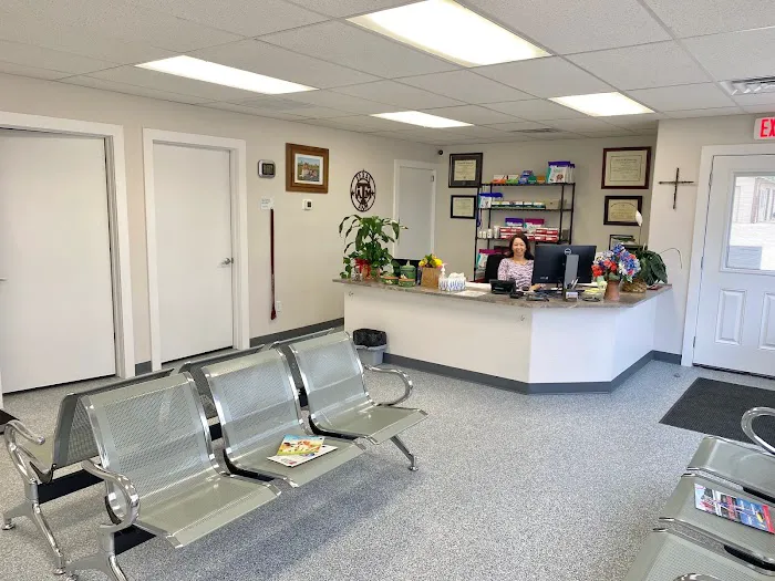Packsaddle Veterinary Clinic 4