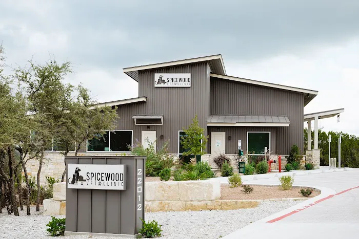 Spicewood Vet Clinic 10