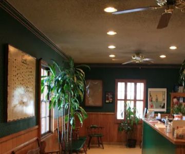 VCA Brentwood Animal Hospital