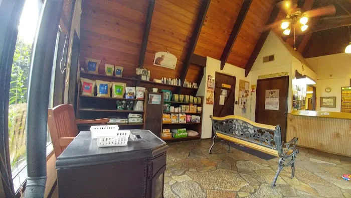 Alder Trail Animal Hospital 12