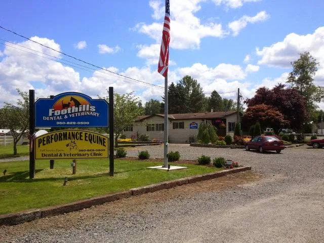 Foothills Veterinary Hospital/Performance Equine 12