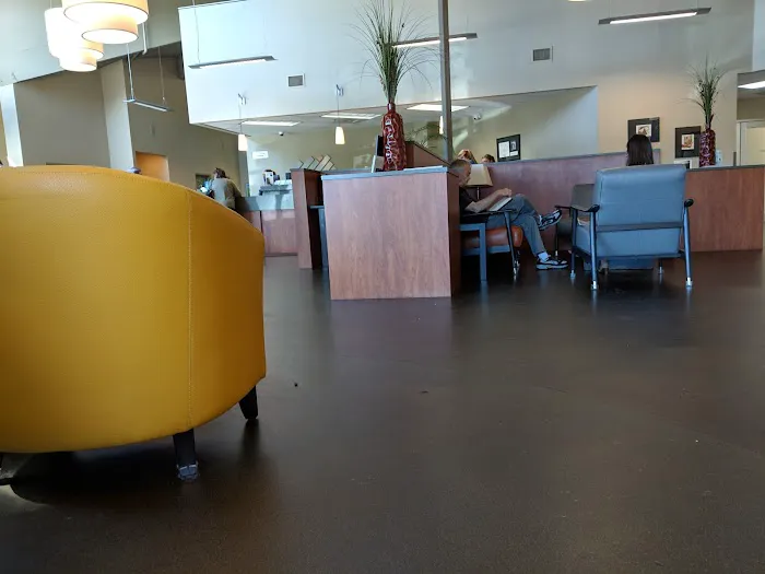 Summit Veterinary Referral Center 12