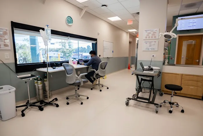 Truss Vet - Veterinary Urgent Care 7