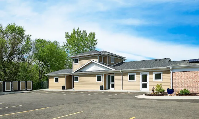 Colonial Terrace Animal Hospital 12