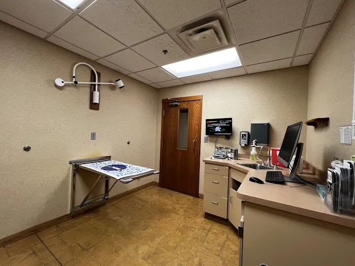 VCA Cascade Animal Medical Center & Inn 12