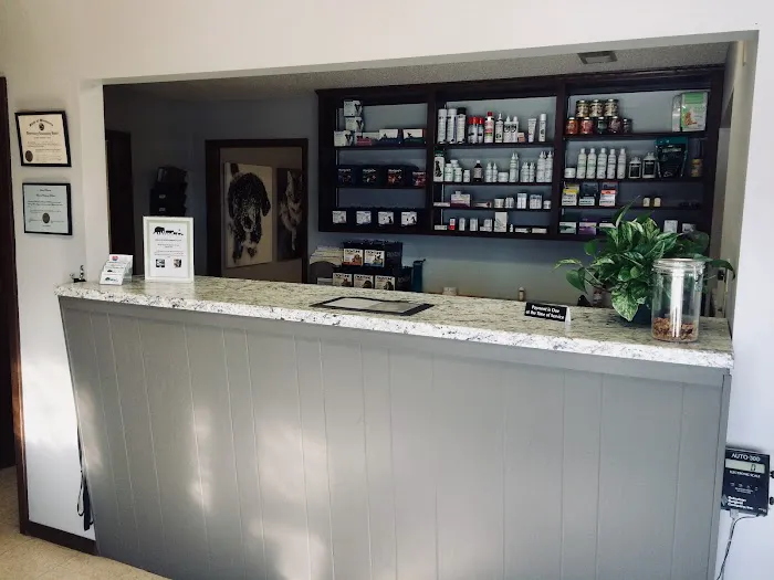 Associated Veterinary Clinic 12
