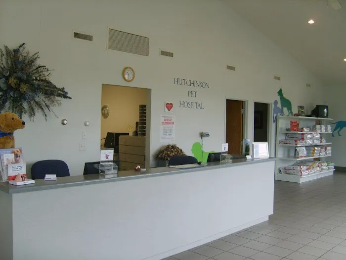 Hutchinson Pet Hospital: Roffey Kristen DVM 12