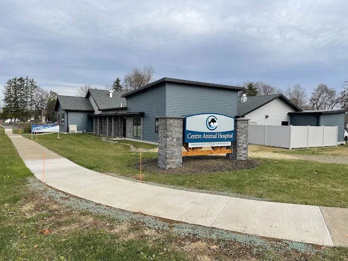 Centre Animal Hospital 12