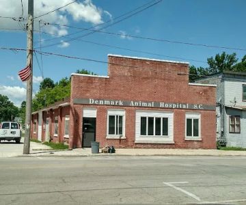 Denmark Animal Hospital SC