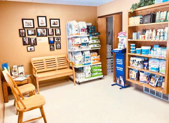 Oak View Veterinary Hospital: Ruth A Hanson, DVM 5