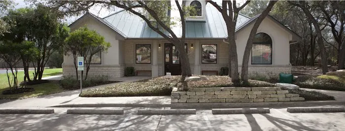 BEEVET Animal Hospital 3