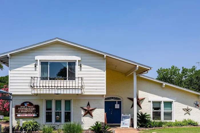 Star of Texas Veterinary Hospital 10