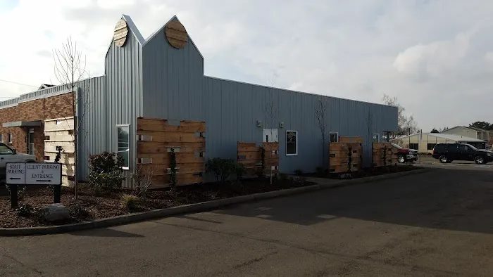 Woodburn Veterinary Clinic 8