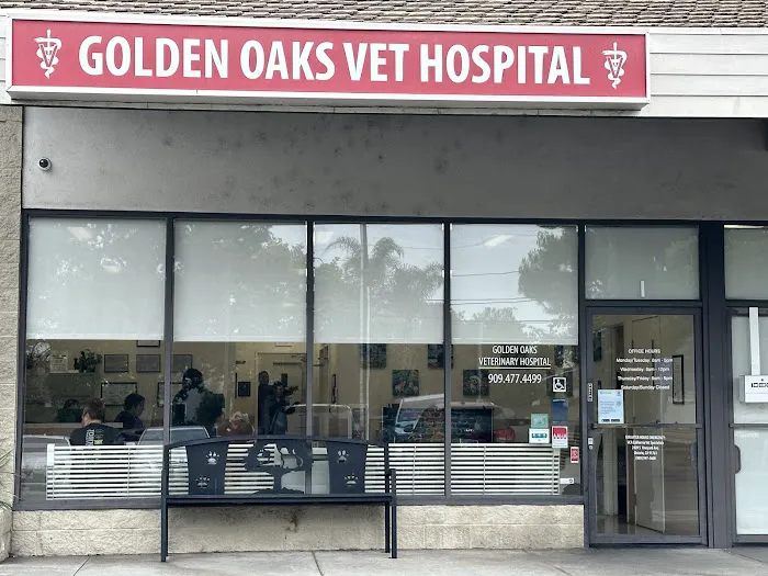Golden Oaks Veterinary Hospital 12