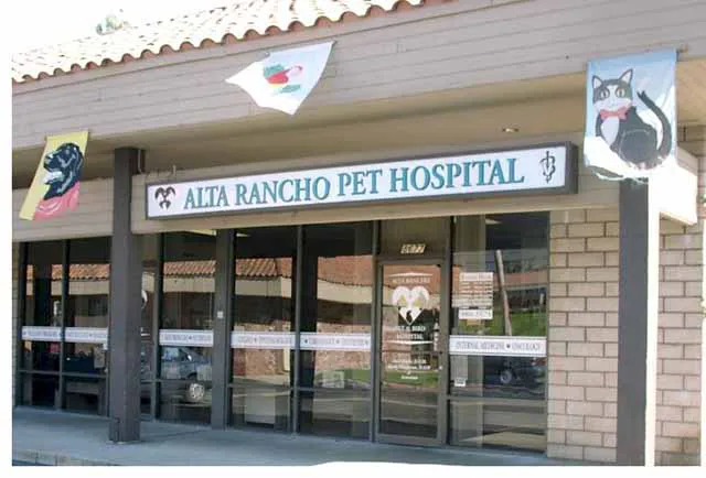 Alta Rancho Pet & Bird Hospital 7