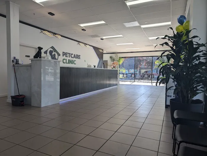 PetCare Clinic 12