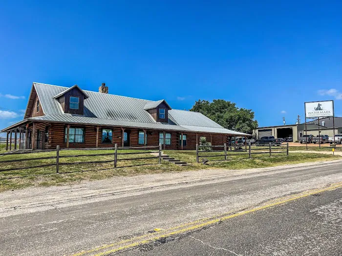 Watermark Veterinary Hospital 12