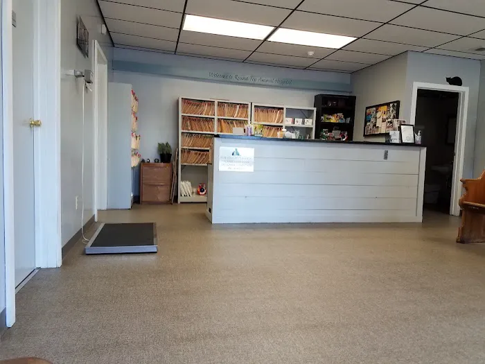 Roundtop Animal Hospital 12