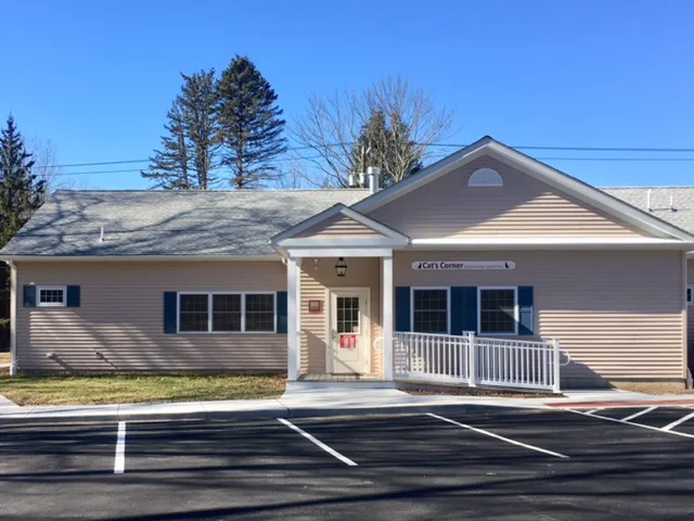 Cat's Corner Veterinary Hospital 12
