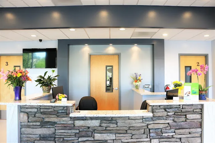 Walnut Street Animal Hospital 9