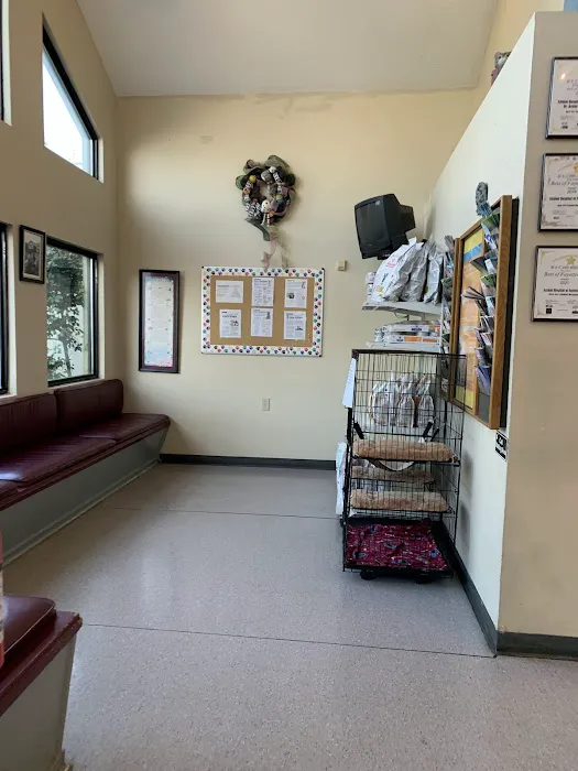 Animal Hospital of Fayetteville 12