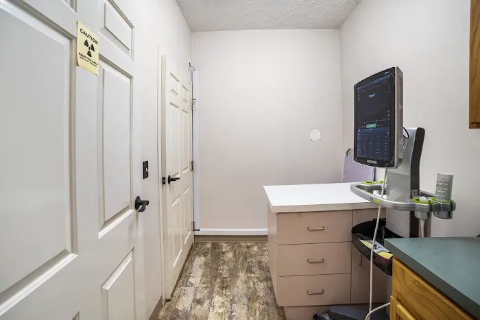 Hope Mills Road Animal Hospital 12
