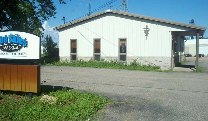 Blue Skies Large & Small Animal Clinic LLC 12