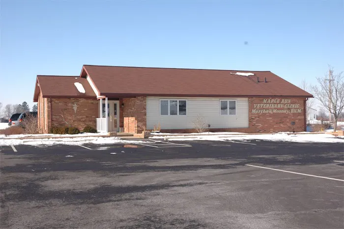 Maple Run Veterinary Clinic LLC 8