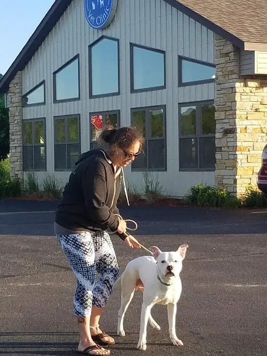 Anamosa Veterinary Clinic 8