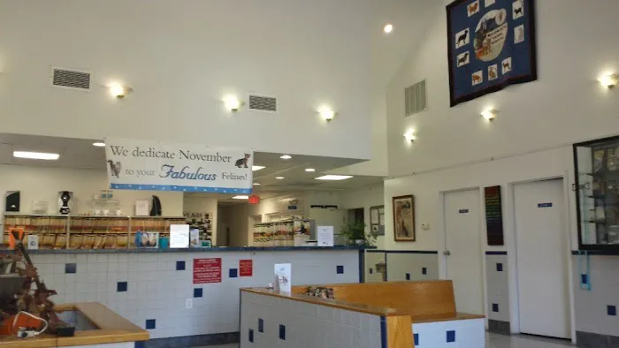 Woodworth Animal Hospital 12