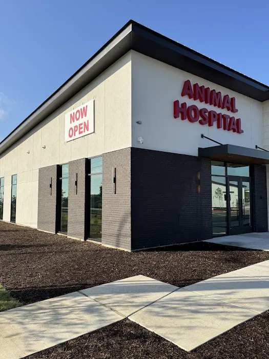 Pointe 183 Animal Hospital & Urgent Care 5