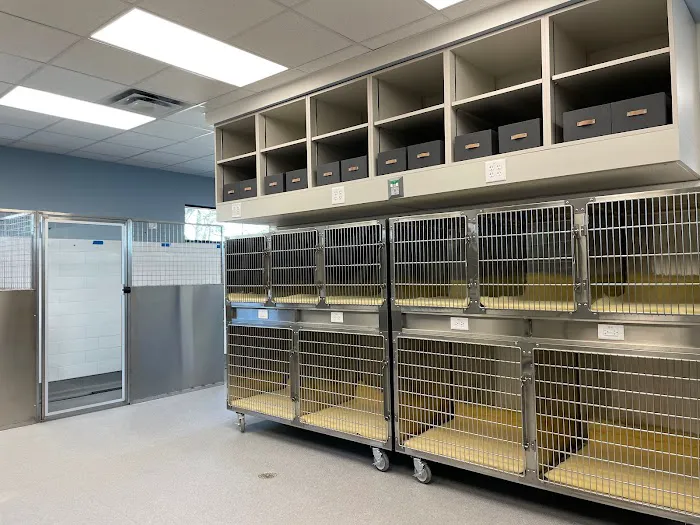 Emergency Animal Hospital of Crystal Falls 1