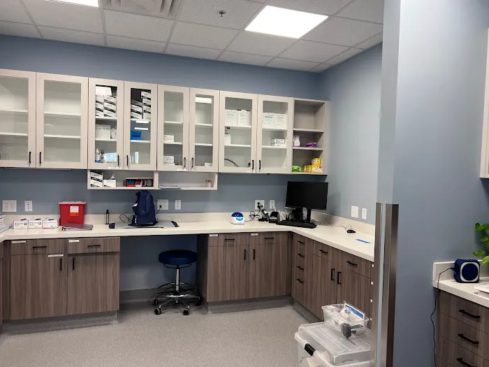 Emergency Animal Hospital of Crystal Falls 10