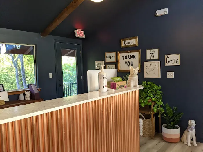 PAZ Veterinary West 3