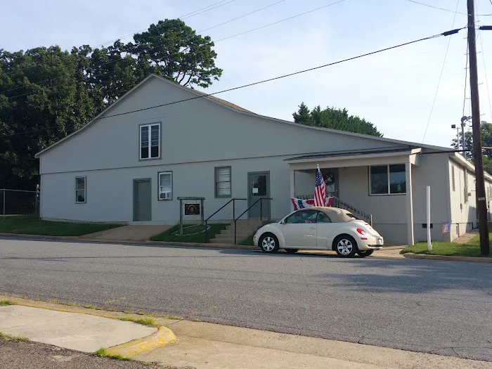 Gretna Animal Clinic PC 12