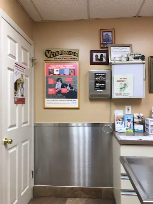 Middle Country Animal Hospital PC 12