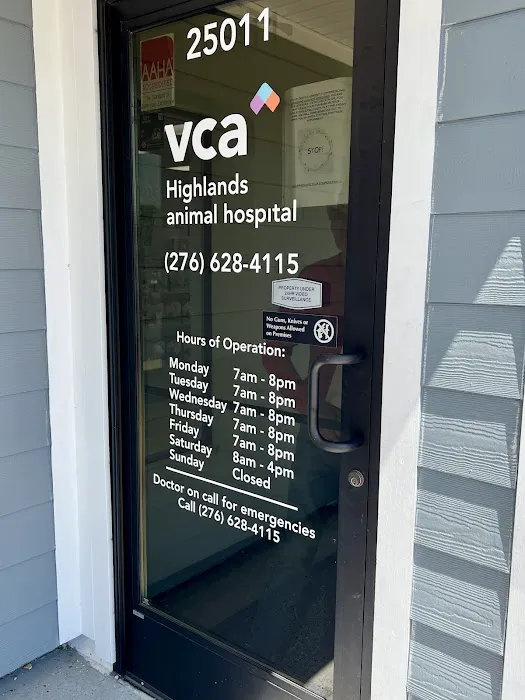 VCA Highlands Animal Hospital 6
