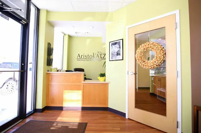 AristoKatz - Veterinary Care for Cats 12