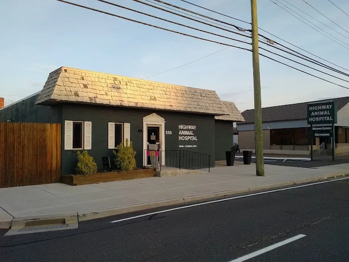 Highway Animal Hospital 12