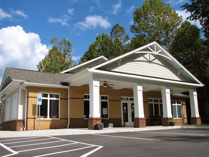 Animal Hospital at Brier Creek 5