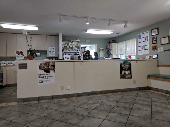 Crossroads Veterinary Hospital 1