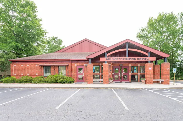 Willowrun Veterinary Hospital 12