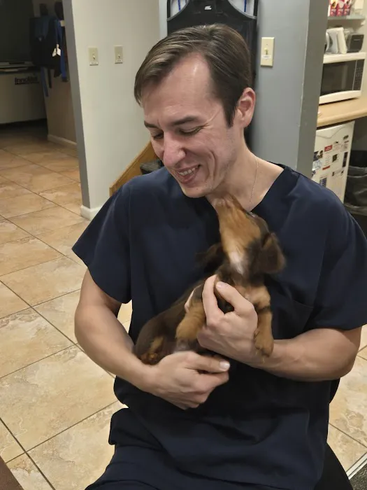 Happy Pet Veterinary Hospital 12