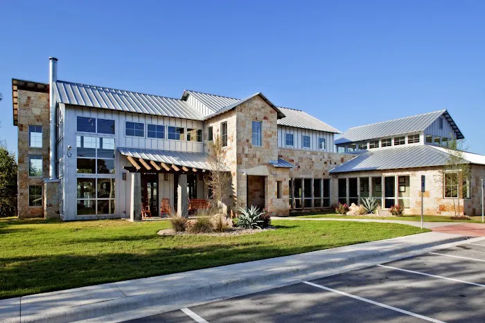 Zoot Pet Hospital and Luxury Boarding 12