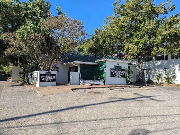 Brykerwood Veterinary Clinic 12