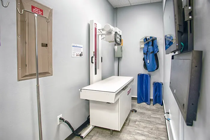 Crestview Veterinary Clinic 5