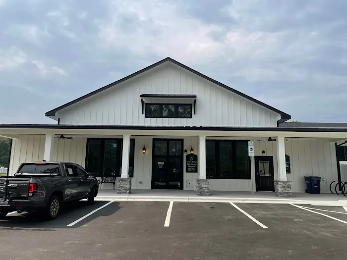 Neuse River Veterinary Hospital 8